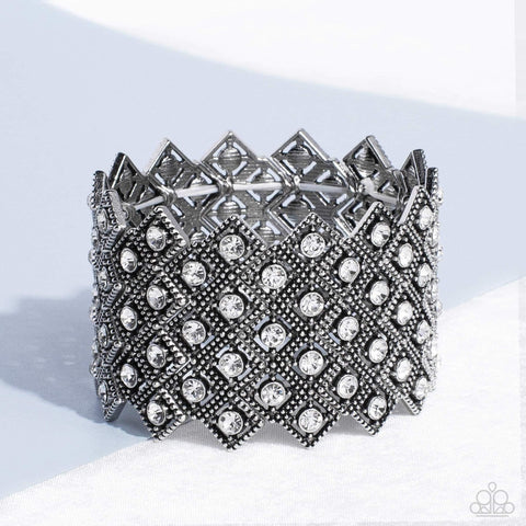 Paparazzi Accessories Deco In The Rough White